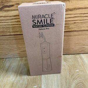 Ontel Miracle Smile Water Flosser Deluxe Pro for Teeth & Gum Health NEW Open Box
